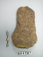 藏品(淺腰打製石斧)的圖片